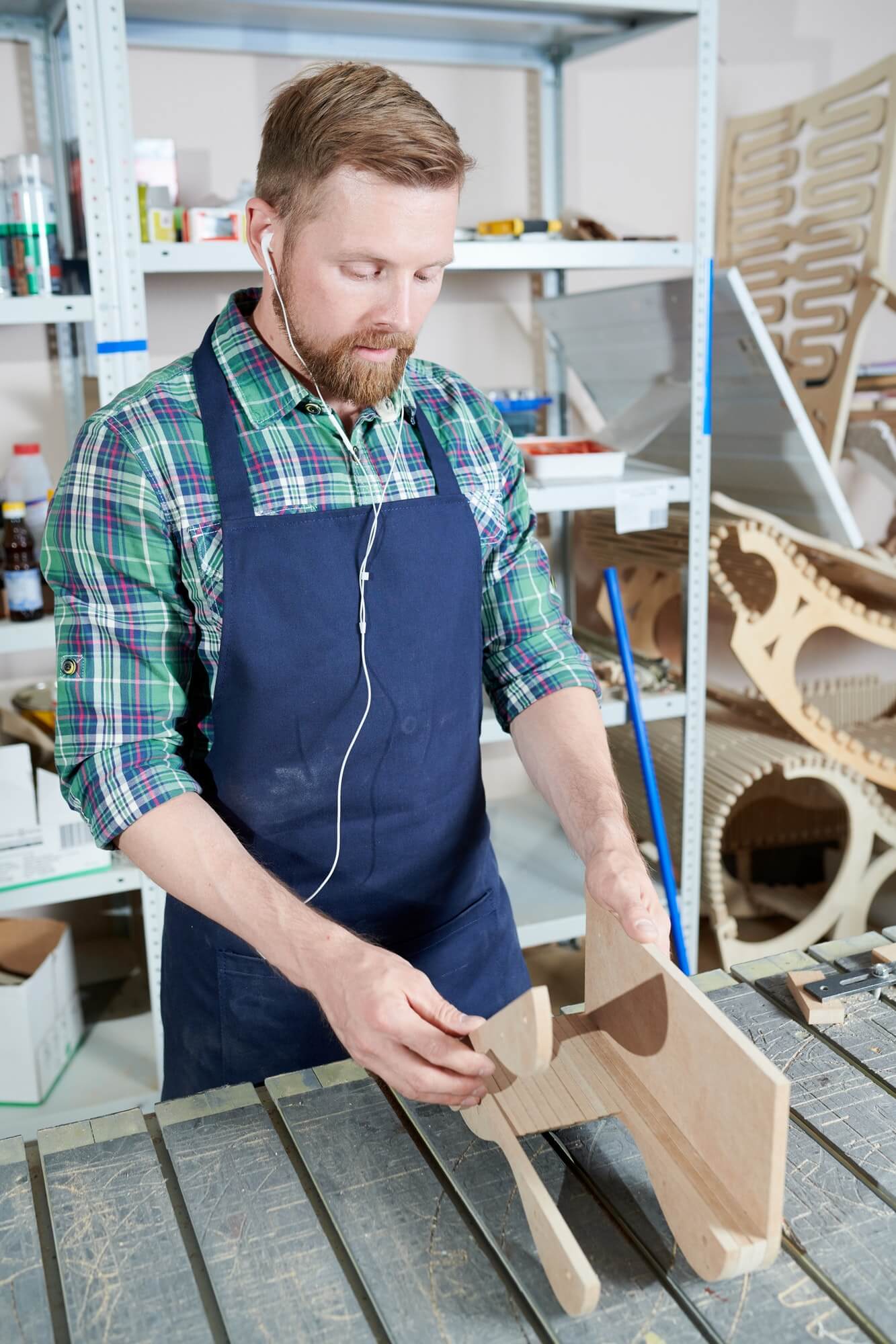 carpenter-building-furniture-1.jpg